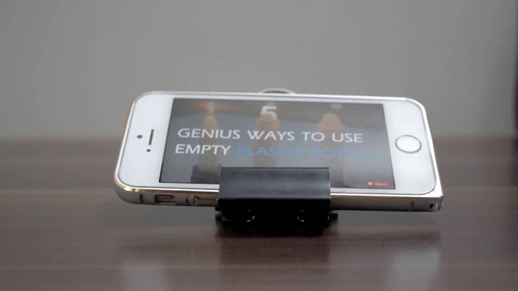 5 different methods to make cell phone stands with the help of binder clips