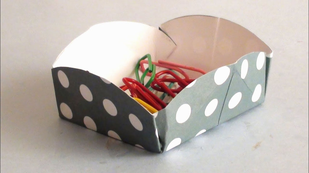 Paper Clip Holder making video tutorial